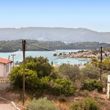 4 Bedrooms With Sea View Private Pool And Enclosed Garden At 1 Km Away From The Beach