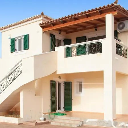 Villa 4 Bedrooms With Sea View Private Pool And Enclosed Garden At 1 Km Away From The Beach *