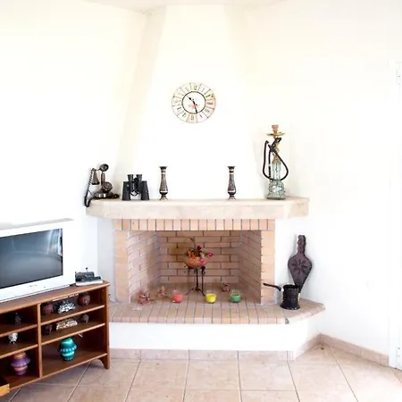 Villa 4 Bedrooms With Sea View Private Pool And Enclosed Garden At 1 Km Away From The Beach *